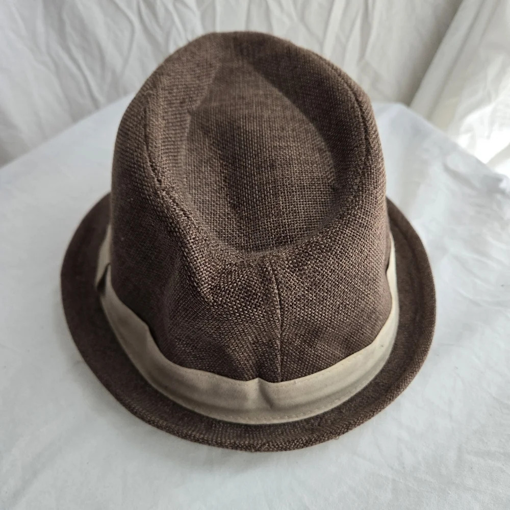 Hat - Picture 3 of 5